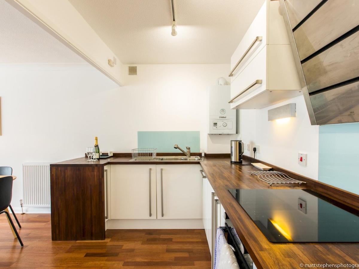Pass The Keys - New Striking Seaside 2 Bed Flat Heart Of *